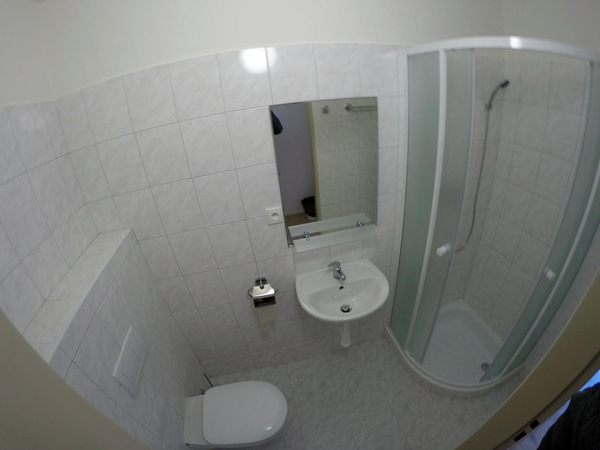 Centrum Ubytovani Břeclav Exteriör bild
